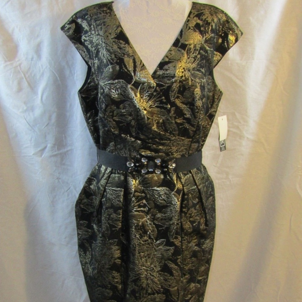 ALEX EVENINGS Black Gold Sleeveless Evening Dress